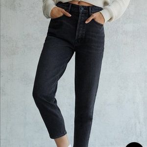 Junior Size 12 / Woman 0 Black Mom Jeans 👖